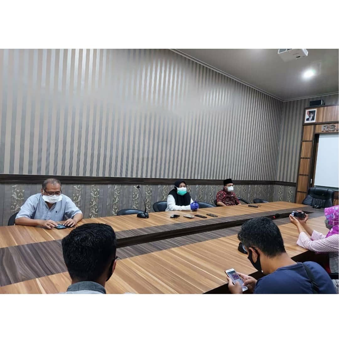Konferensi Pers di Rumah Sakit Dr. Sobirin Kabupaten Musi Rawas
